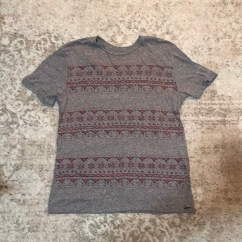 Men’s Gray Tee Shirt with Red Design